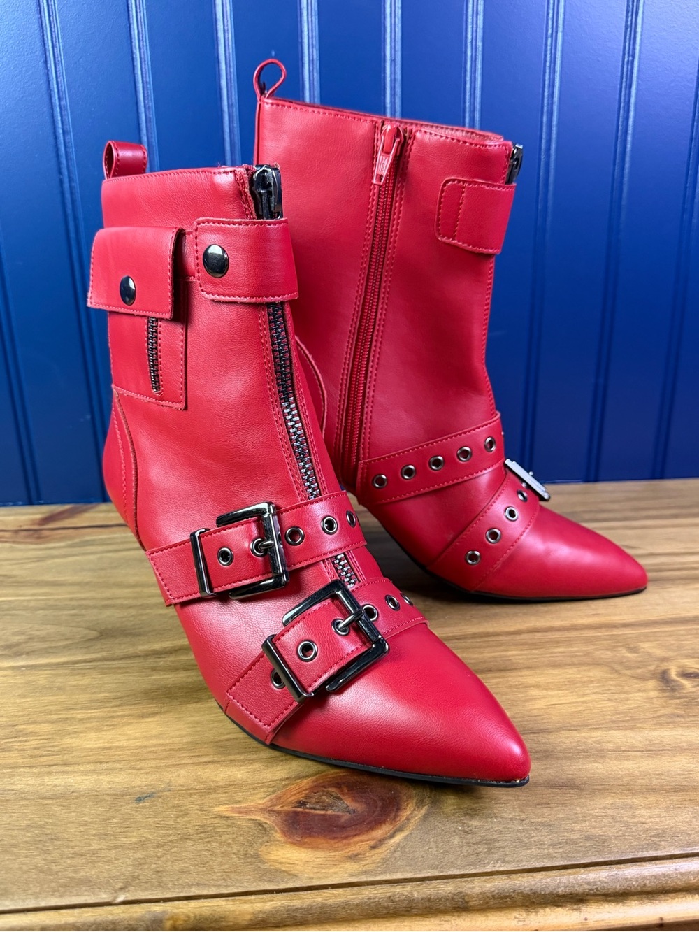 Wild Pair Moonbeam Red Buckle Pointed Toe Stiletto Booties 7.5 NIB